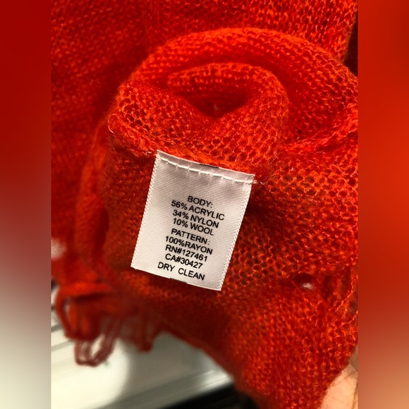 Wildfox Lobster Lennon Sweater - Picture 4 of 6